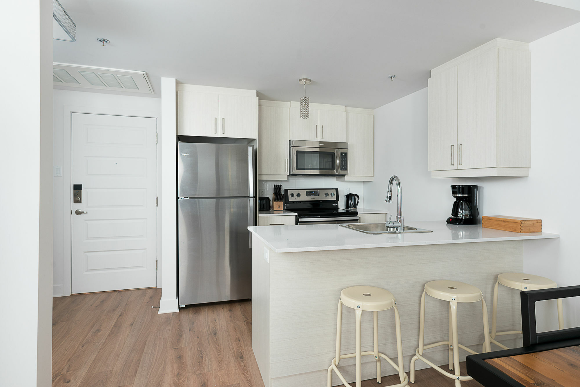 Incredible 1Br In Downtown Mtl By Sonder Apartment Montreal Exterior photo