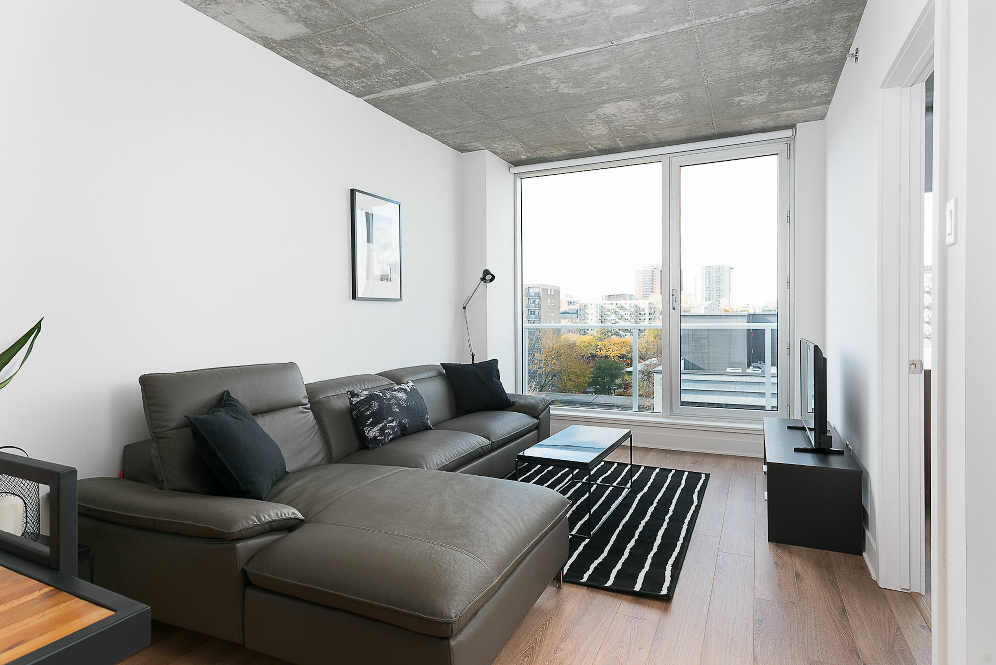 Incredible 1Br In Downtown Mtl By Sonder Apartment Montreal Exterior photo